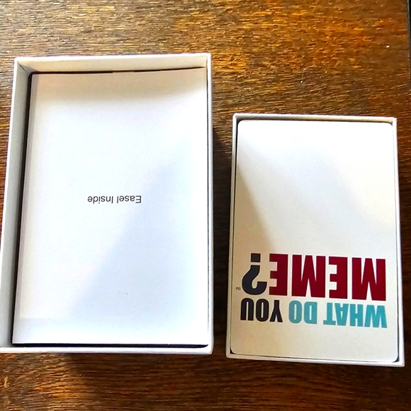 What Do you Meme? Game with BASIC expansion pack - Picture 2 of 2